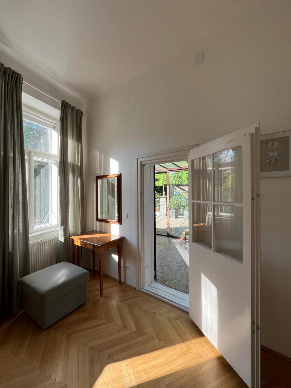 Schoene Wohnung Im Helenental Baden Exterior foto