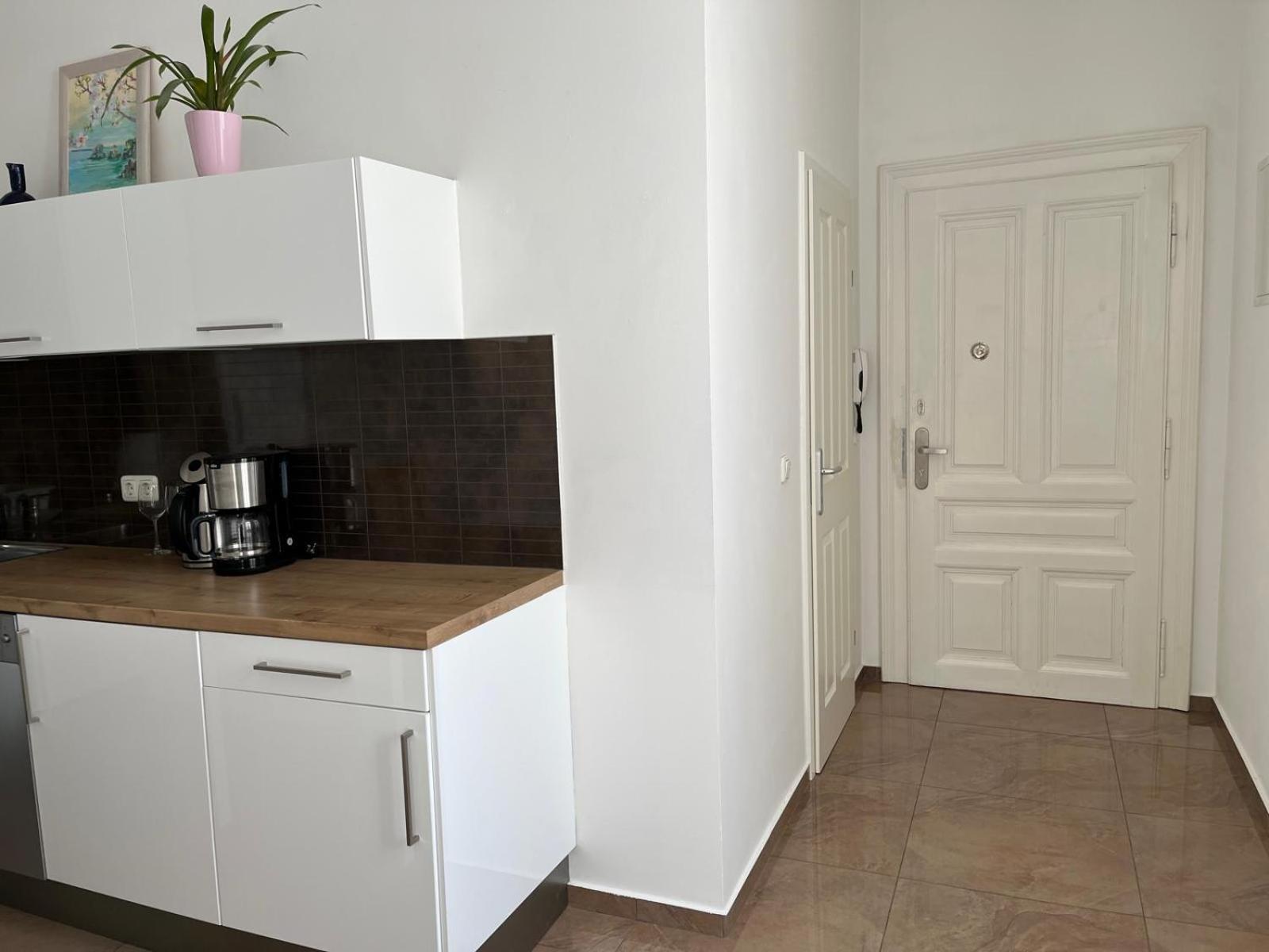 Schoene Wohnung Im Helenental Baden Exterior foto